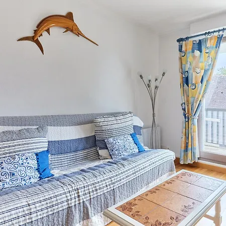 Le 32 De - A 400 M De La Cabourg