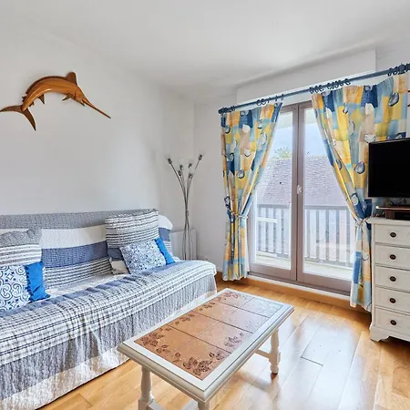 Apartment Le 32 De - A 400 M De La Cabourg